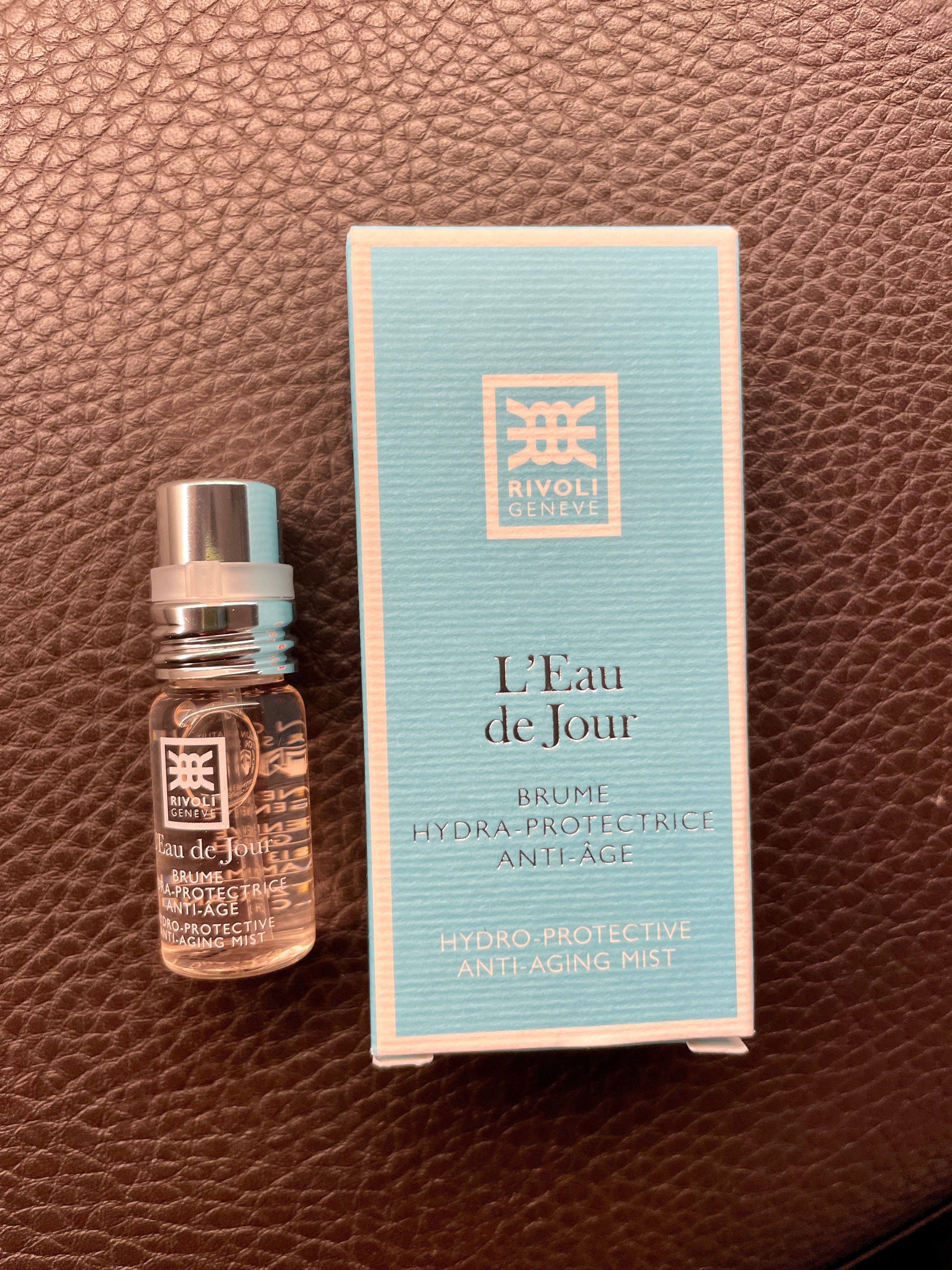 L' Eau de Jour - Muestra de lujo Booster