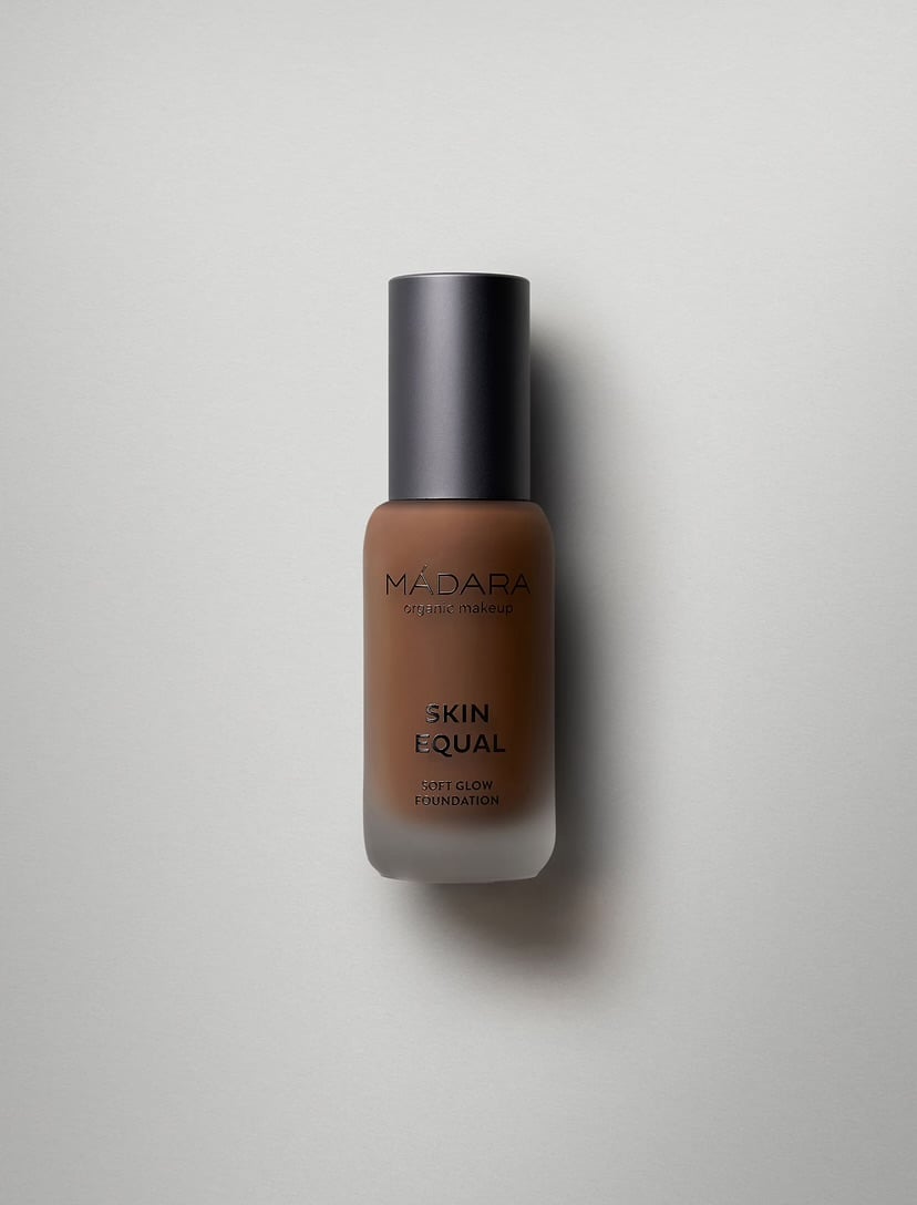 MADARA Organic Skincare SKIN EQUAL Foundation, #100 MOCHA