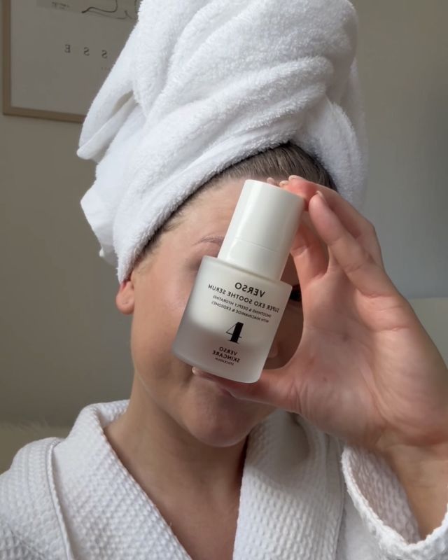 VERSO SKINCARE Super Exo Soothe Serum tamaño de viaje