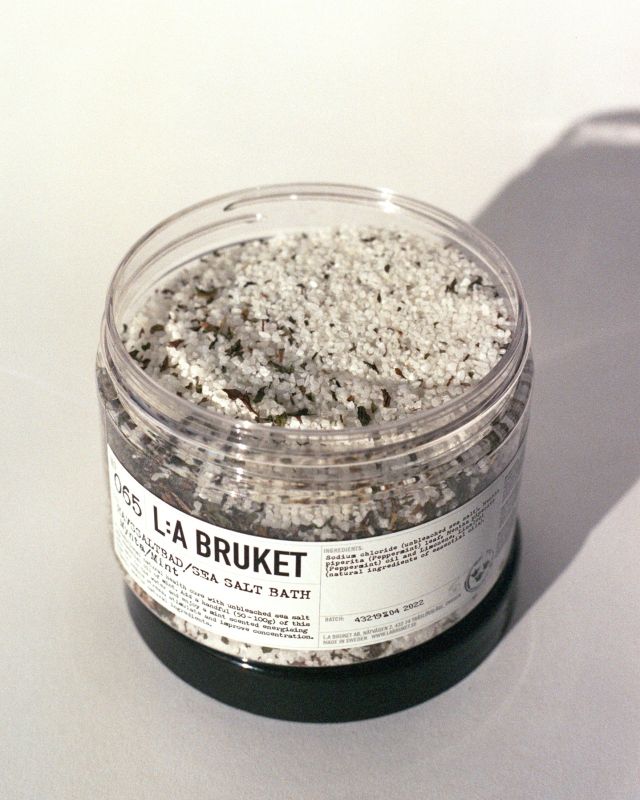 L:A BRUKET No. 065 Bath Salt Mint sales de baño