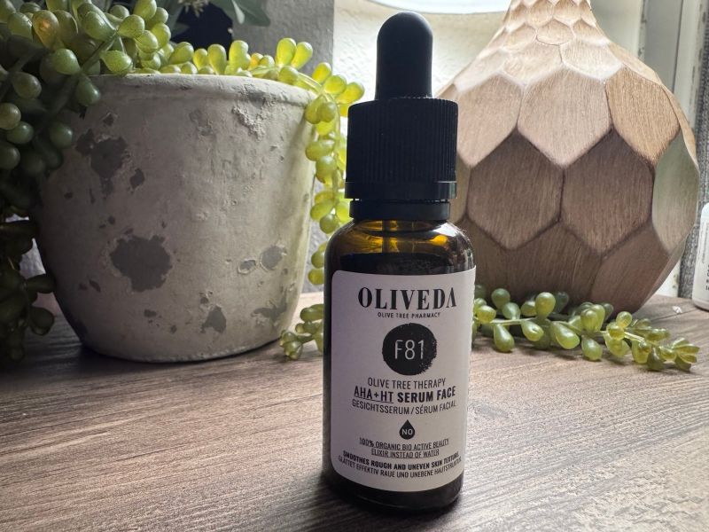 OLIVEDA F81 AHA + HT Serum suero facial