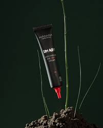 MADARA Organic Skincare SMART Anti-fatigue eye rescue cream
