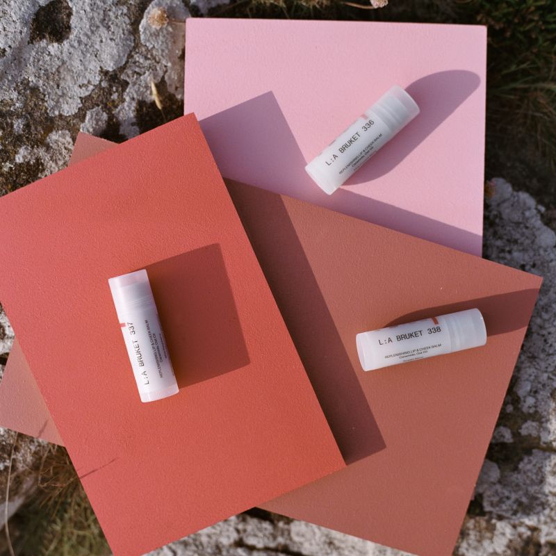 L:A Bruket No. 337 REPLENISHING LIP & CHEEK BALM Wild Raspberry 14G CosmosNat