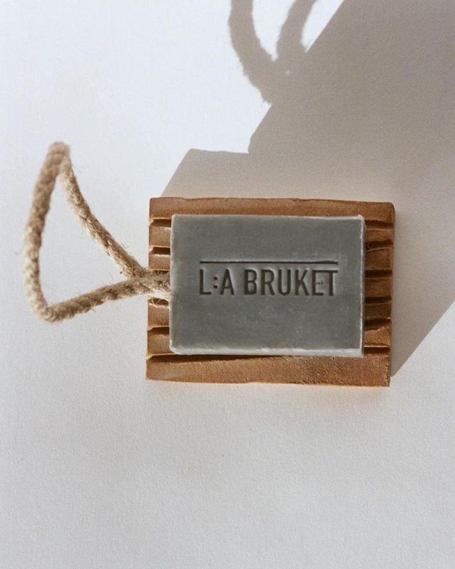 L:A BRUKET No. 013 Rope Soap Foot Scrub Peppermint