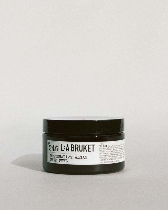 L:A BRUKET No. 246 Tratamiento de algas restaurador para exfoliación manual