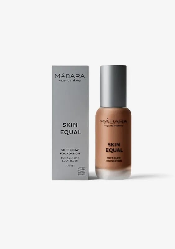 MADARA Organic Skincare SKIN EQUAL Foundation, #90 CASTAÑO