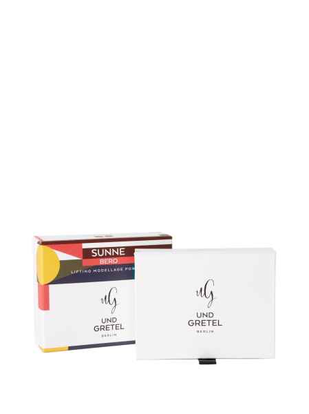 Zwei Kosmetikverpackungen von 'Und Gretel Berlin' mit der Aufschrift 'Sunne Bero Lifting Modellage Powder'.