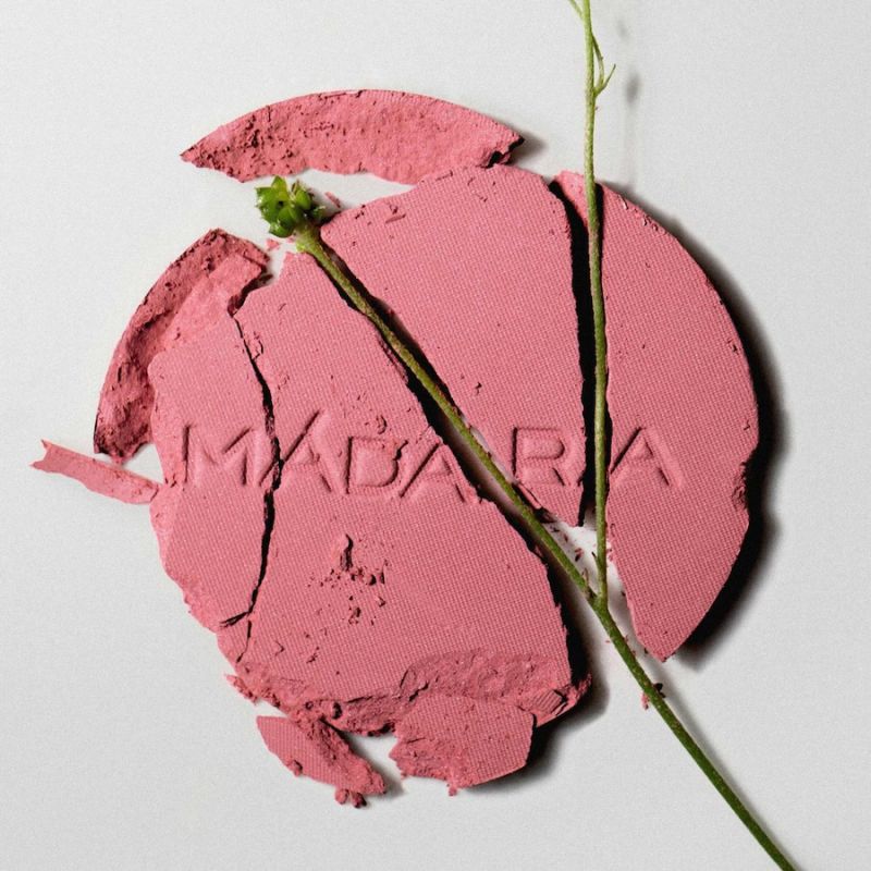 MADARA Organic Skincare Blush magnético, rubor mineral para mejillas, #3 mejillas frías