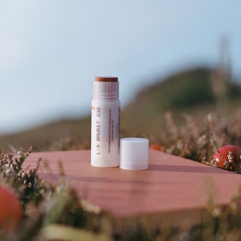 L:A Bruket No. 338 REPLENISHING LIP & CHEEK BALM Rowan Berry 14G CosmosNat