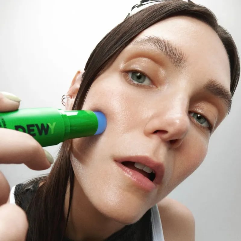 MADARA Organic DEWY Hydra Caffeine Serum-Stick