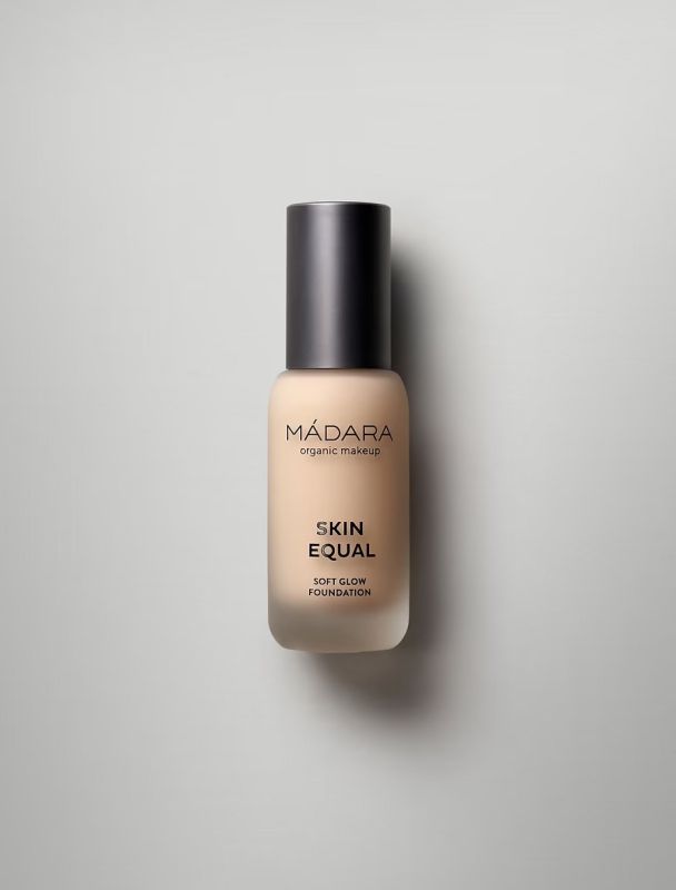 MADARA Organic Skincare SKIN EQUAL Foundation, #20 Ivory