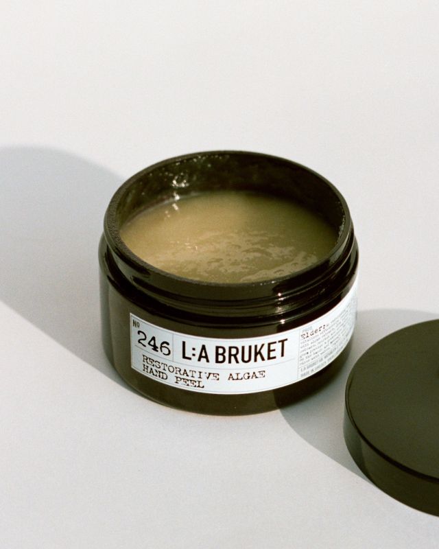 L:A BRUKET No. 246 Tratamiento de algas restaurador para exfoliación manual