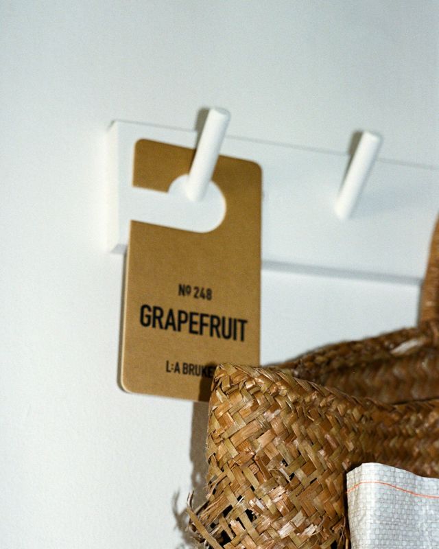 L:A BRUKET No. 248 Fragrance Tag Grapefruit colgante de fragancia