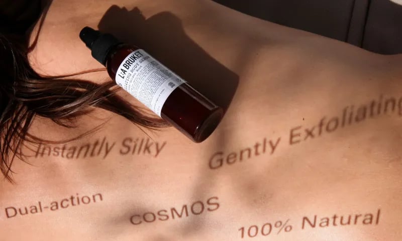 L:A BRUKET No. 326 Exfoliating Body Serum Sérum corporal exfoliante