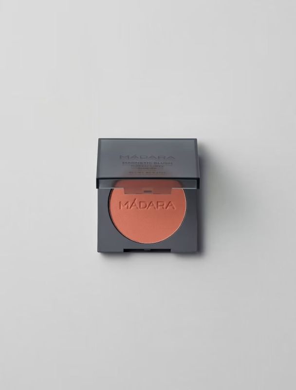 MADARA Organic Skincare MAGNETIC BLUSH rubor mineral para mejillas, #1 FIERCE FLAME