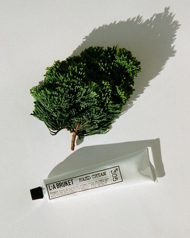 L:A BRUKET No. 305 NEW Hand Cream Hinoki 30ml crema de manos